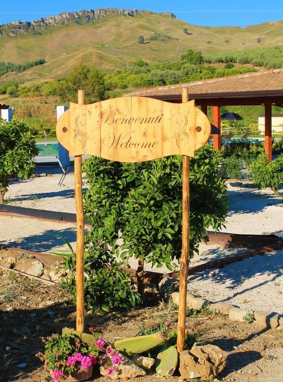 Tenuta Lanza Il Mulino Acquaviva Platani エクステリア 写真